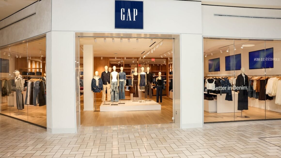 Gap’s Turnaround Now Hinges on Old Navy